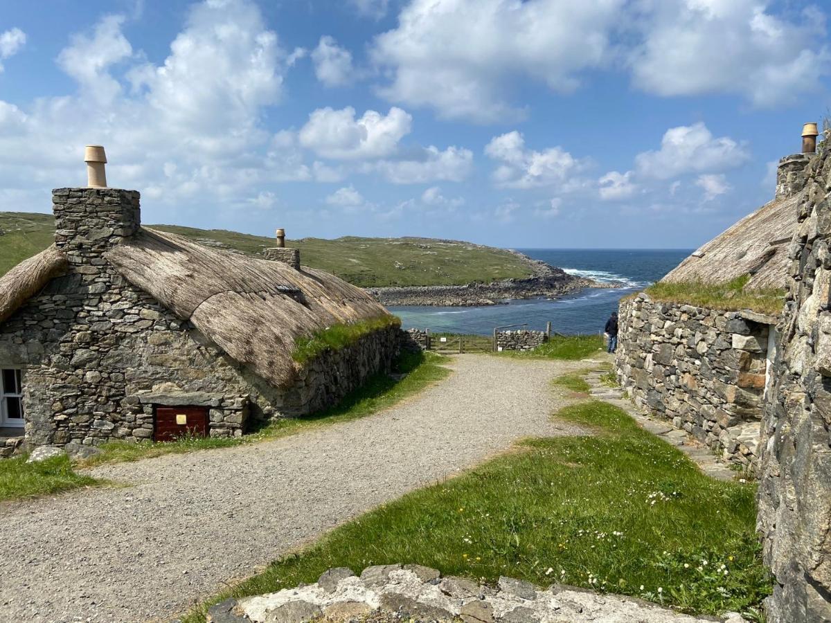 Tigh-Na-Greine Lägenhet Carloway  Exteriör bild